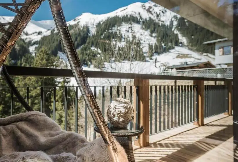 Sviitti, Bergkristall Zillertal   Adults Only 16 Years Plus