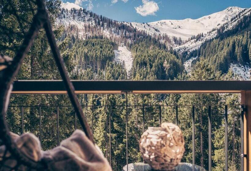 스위트, Bergkristall Zillertal   Adults Only 16 Years Plus