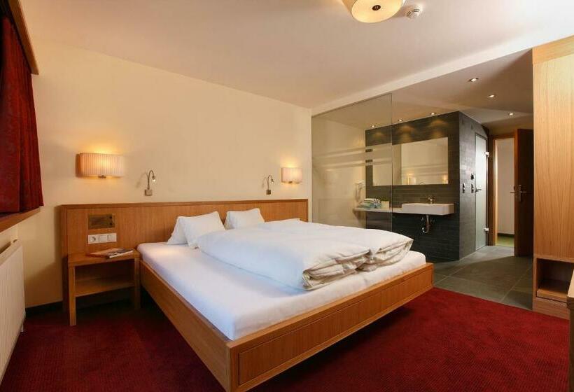 주니어 스위트, Garni Maria Theresia