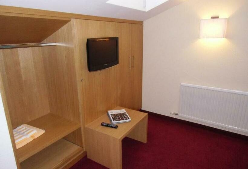 주니어 스위트, Garni Maria Theresia