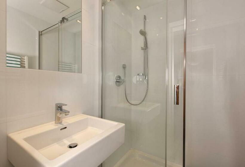 주니어 스위트, Garni Maria Theresia