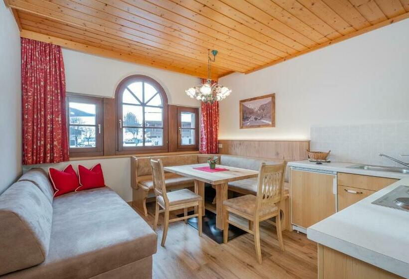 ２ベッドルームのスーペリアアパートメント, Garni Ransburgerhof