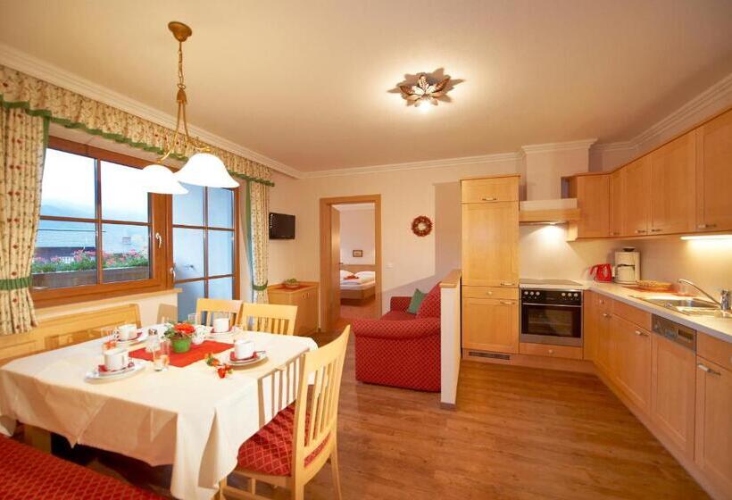 テラス付き１ベッドルームアパートメント, Garni Ransburgerhof