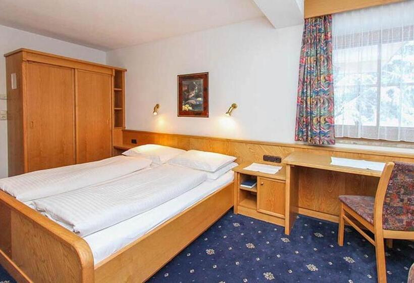 جناح, Gasthof Bad Hochmoos