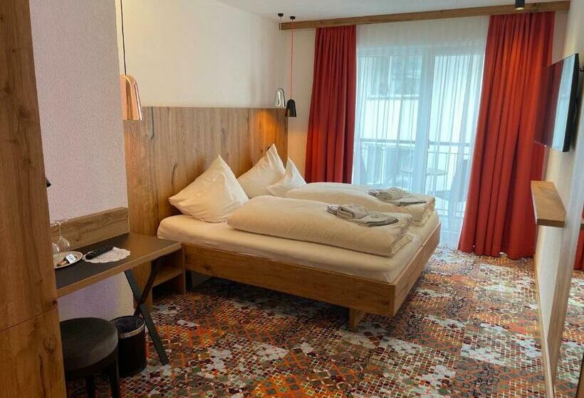 스탠다드 발코니 룸, Grieserin