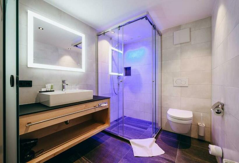 스탠다드 발코니 룸, Grieserin