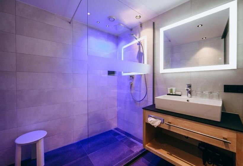 패밀리 룸, Grieserin