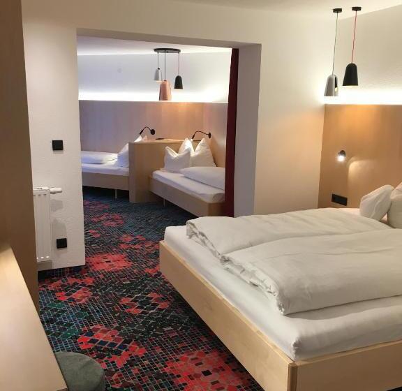 패밀리 룸, Grieserin