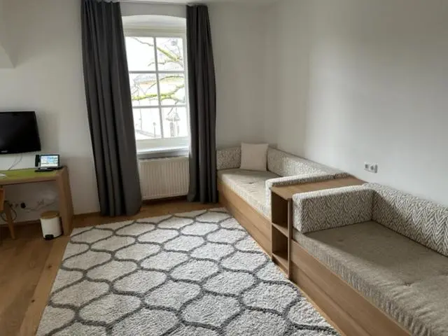 Standard-huone, Kendler