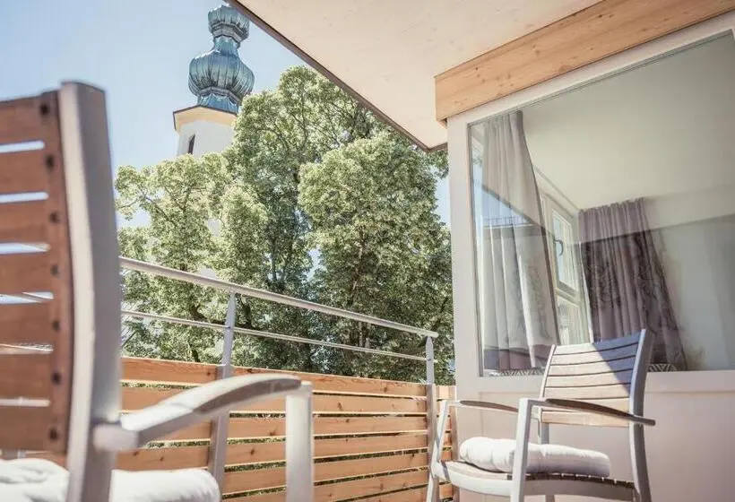 Deluxe-huone Parveke, Kendler