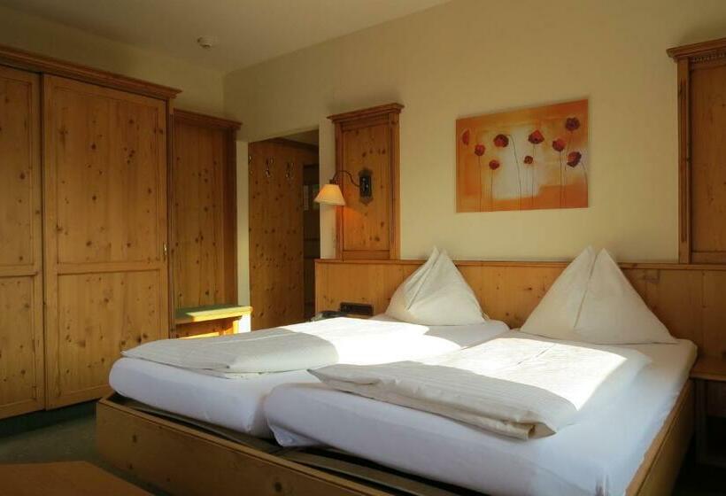 Номер Стандарт, Rösslwirt