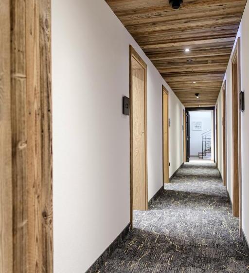 コンフォートルーム, Salzburgerhof