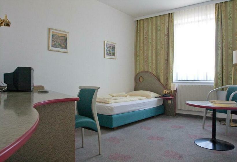 חדר סטנדרט יחיד, Seminarhotel Göttlesbrunn