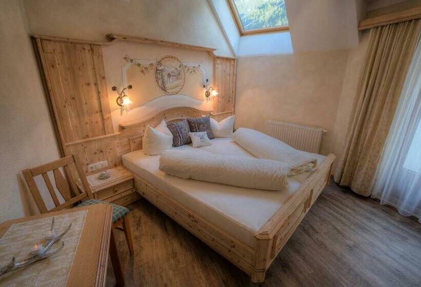 스탠다드 룸, Tanzer