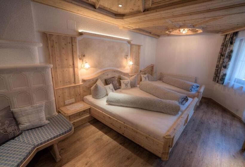 디럭스 룸, Tanzer