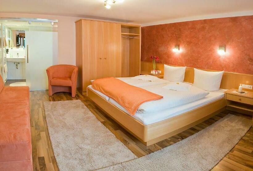 Номер Стандарт, Thaler