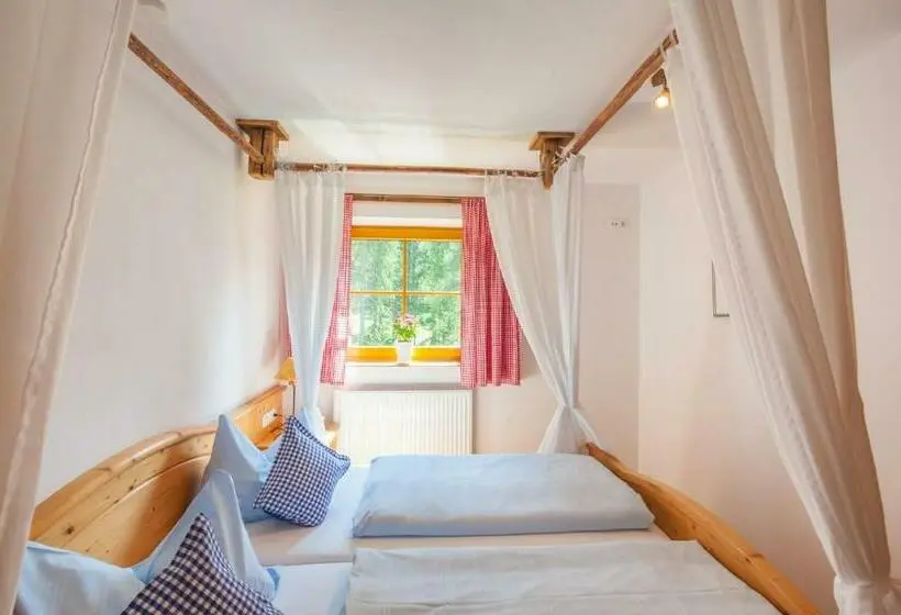 Huoneisto 2 Makuuhuonetta, Zugspitzhotel Diana Thörle