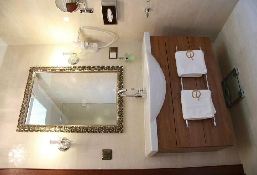 חדר סטנדרט, Zum Heiligen Geist