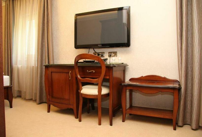 חדר סטנדרט, Zum Heiligen Geist