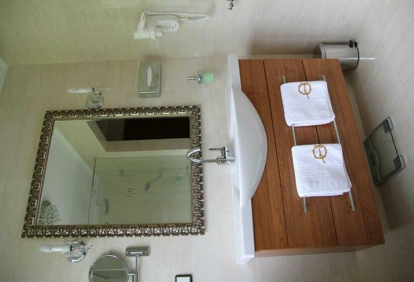 חדר סטנדרט, Zum Heiligen Geist