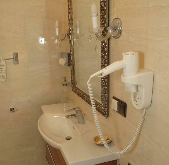 חדר סטנדרט, Zum Heiligen Geist