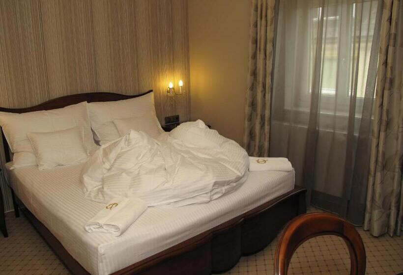 חדר סטנדרט, Zum Heiligen Geist