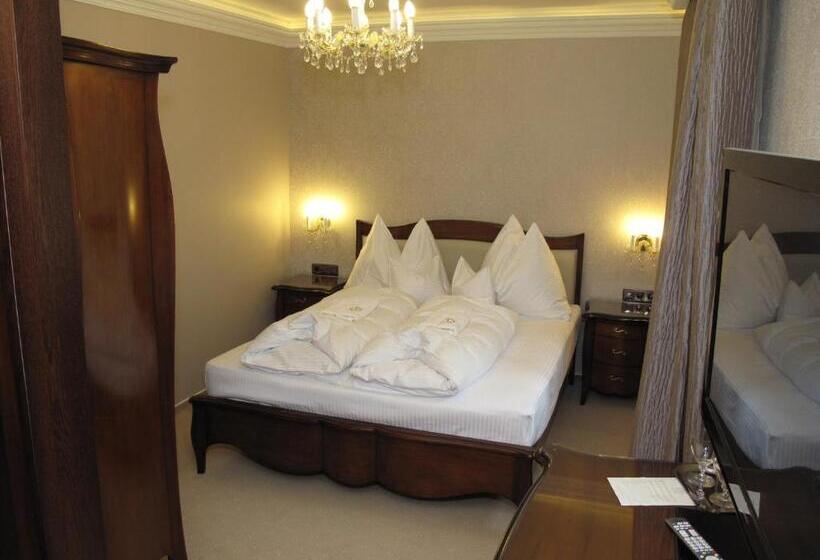 חדר סטנדרט, Zum Heiligen Geist