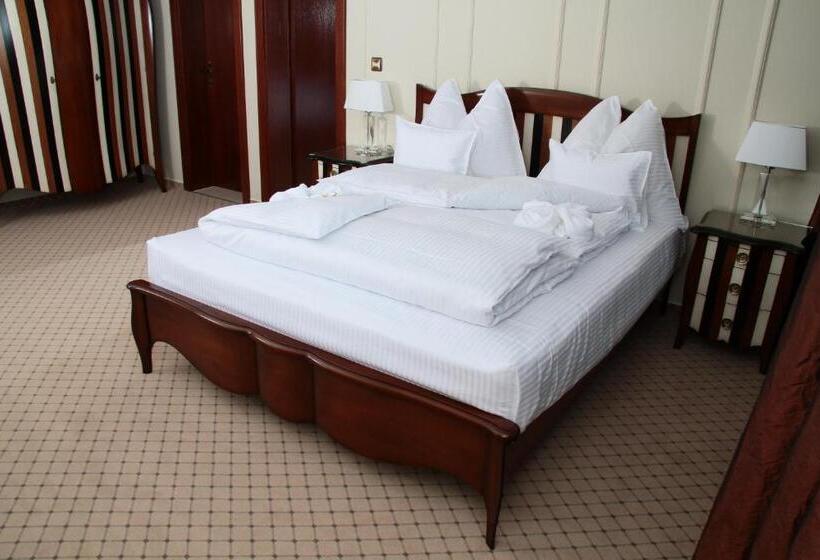 דירת חדר דלוקס, Zum Heiligen Geist