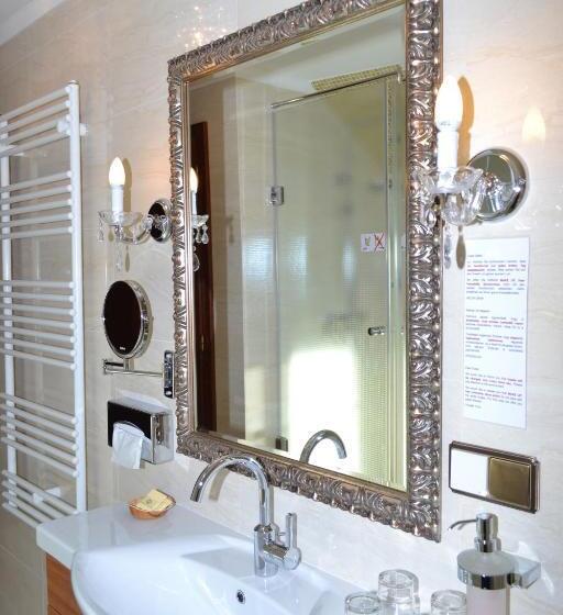 דירת חדר דלוקס, Zum Heiligen Geist