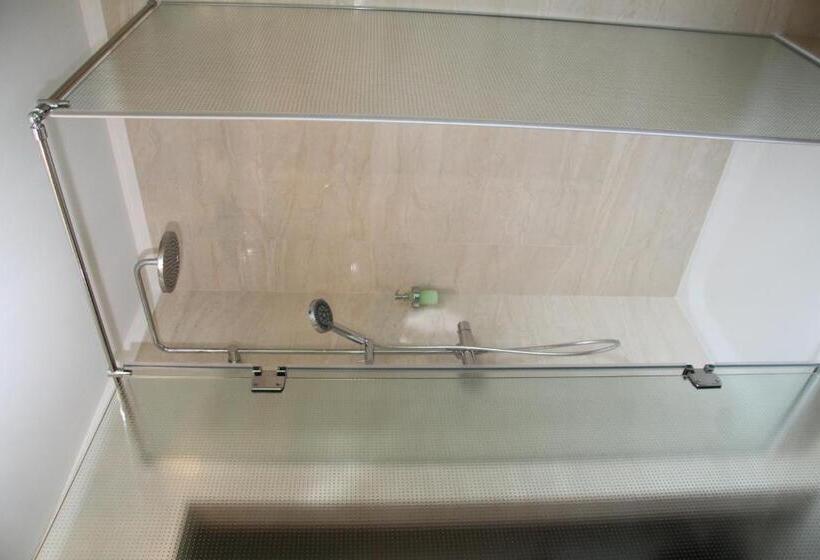 דירת חדר דלוקס, Zum Heiligen Geist