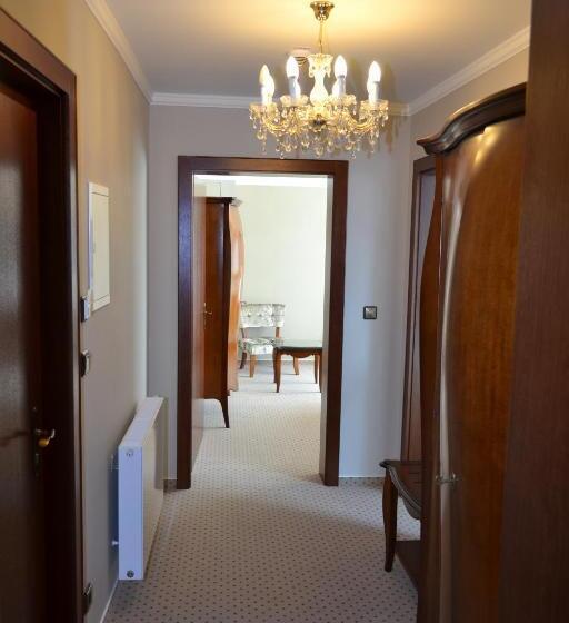 דירת חדר דלוקס, Zum Heiligen Geist