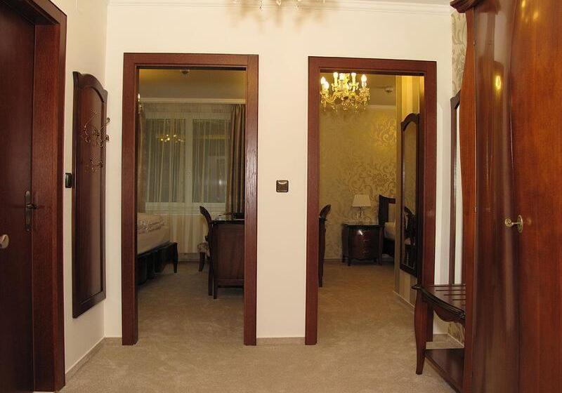 דירת חדר דלוקס, Zum Heiligen Geist