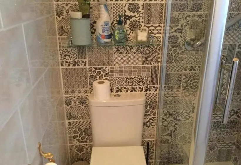 Standard Kolmen Hengen Huone, Krakow B&b