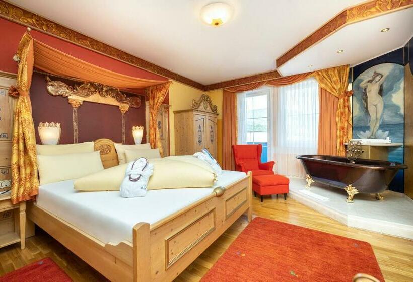 סוויטה, Schlosshotel Lacknerhof