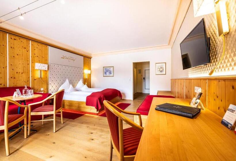 Семейный Номер Superior, Schlosshotel Lacknerhof