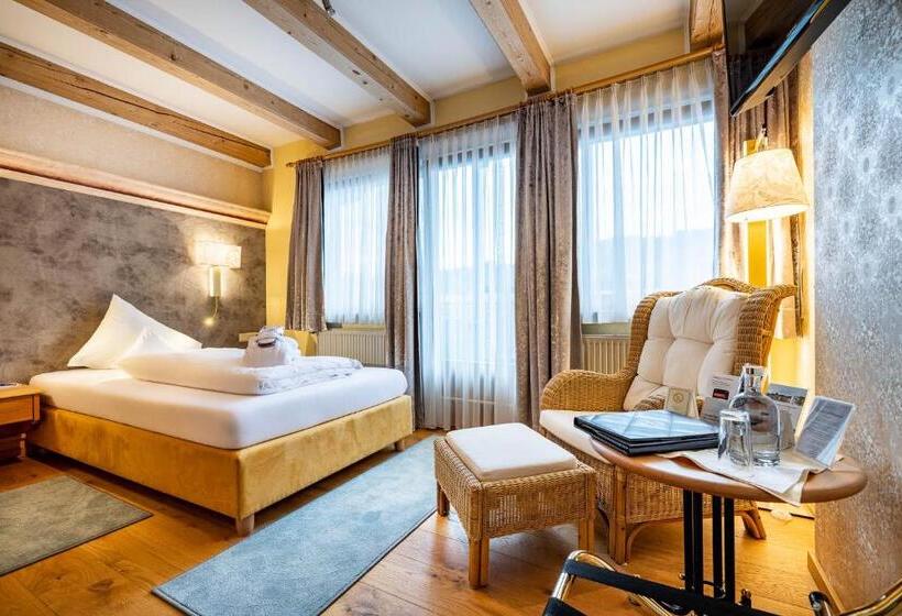 חדר דלוקס יחיד, Schlosshotel Lacknerhof