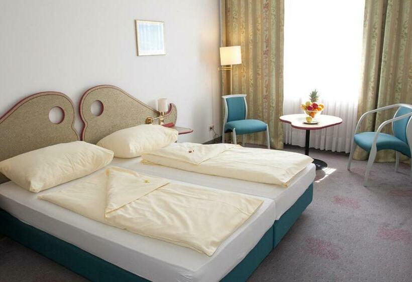 ファミリールーム, Seminarhotel Göttlesbrunn