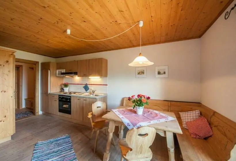 Huoneisto 1 Makuuhuone Näkymä, Zugspitzhotel Diana Thörle