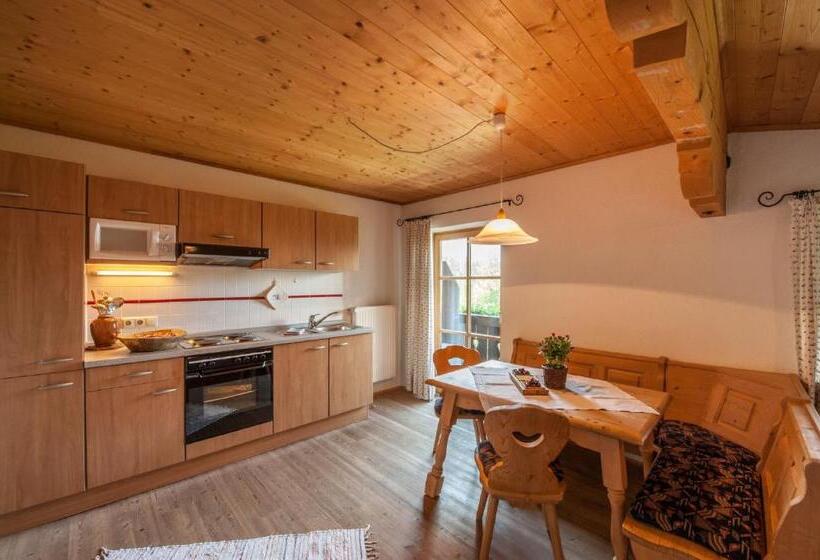 舒适三人间, Zugspitzhotel Diana Thörle