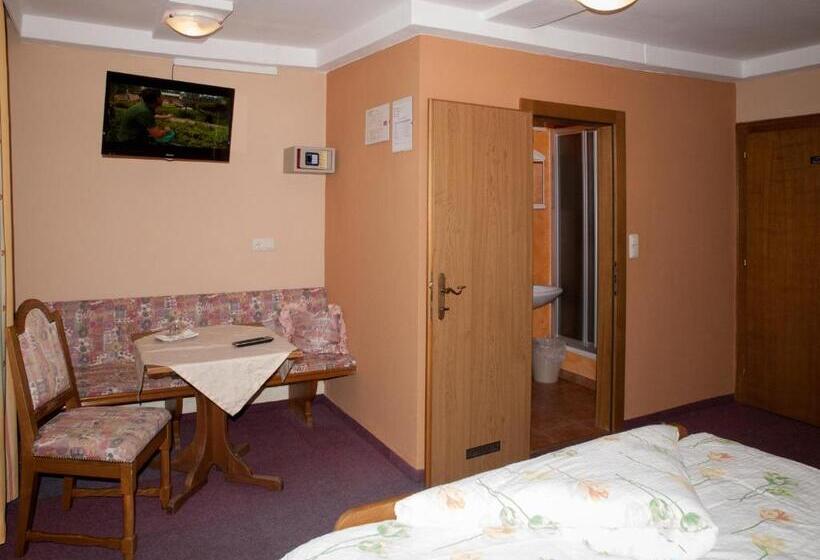 스탠다드 룸, Pension Handle