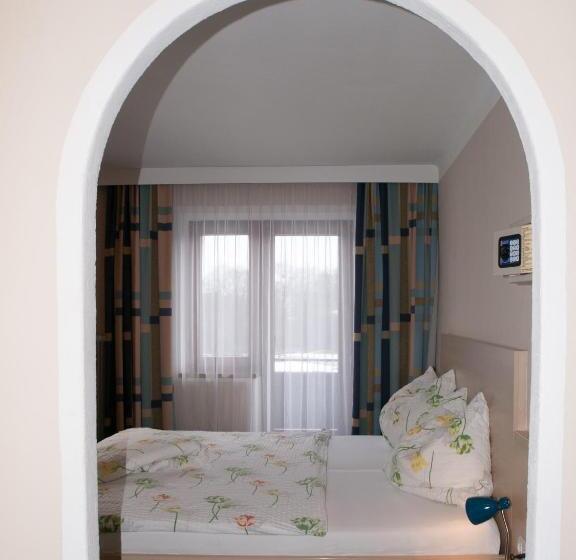 스탠다드 룸, Pension Handle