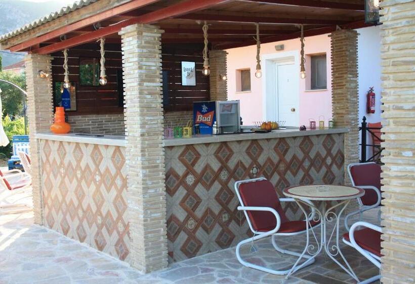 استودیوی استاندارد, Evan S Studios