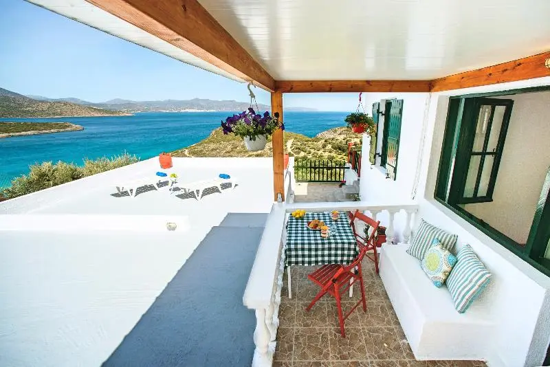 Standard-studio, Anemone Seaside Traditional Homes