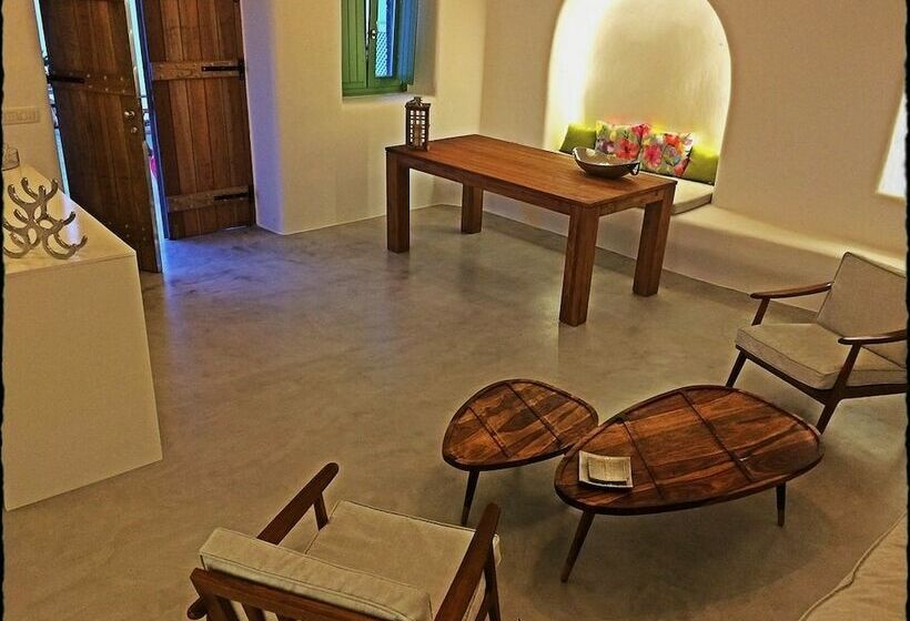 Suite, Ayoba Santorini