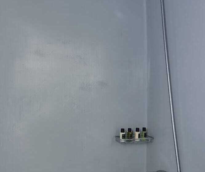 Estudio Estàndard, Ayoba Santorini