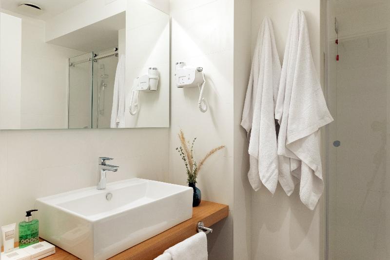 Suite, Ayoba Santorini