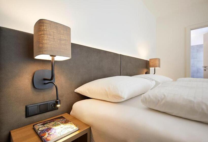 低层单卧公寓, Gösser Bräu