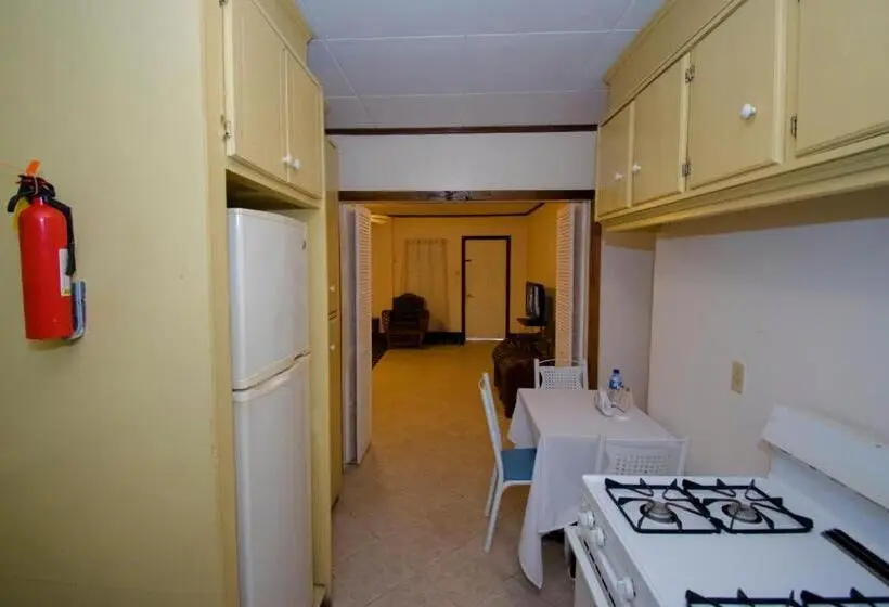 Deluxe-studio, Herdmanston Lodge
