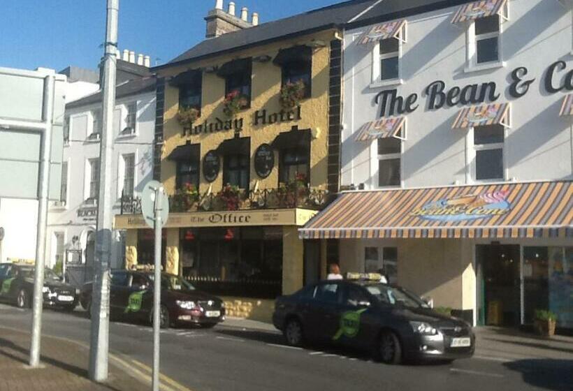 标准三人间, Holiday