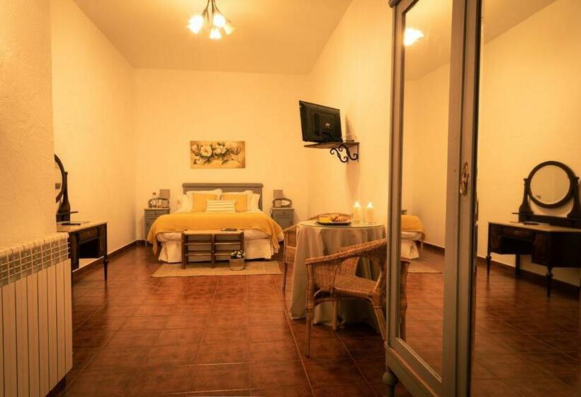 غرفة سوبيريور مزوَّدة بتراس, Hospedium Hotel Val De Pinares